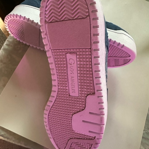 Women Guess sneakers awesome style NWT - Picture 7 of 8